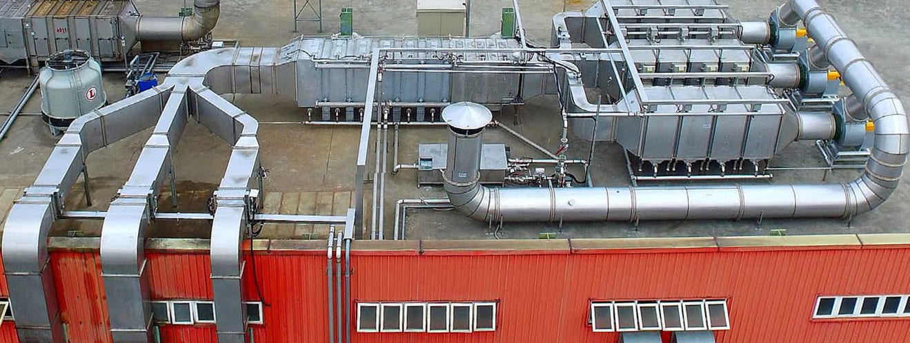 Wet electrostatic purification system